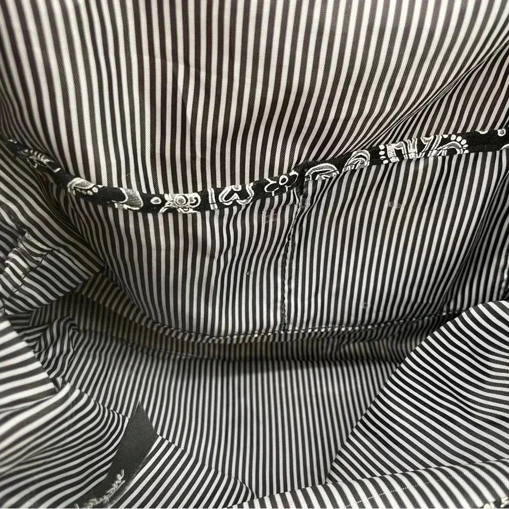 Thirty One Paisley Shoulder Bag Purse Black White Zip Closure Pockets 13”x14” - Picture 7 of 16